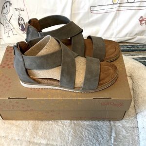 Grey euro soft sandals. New